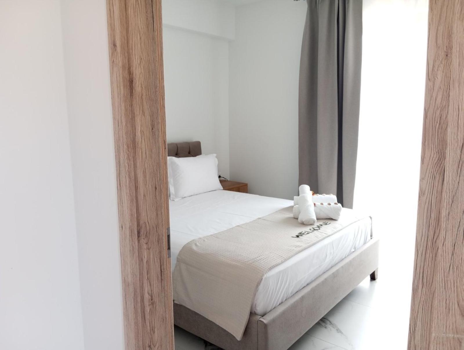 Three Charites Resort Gialova Buitenkant foto