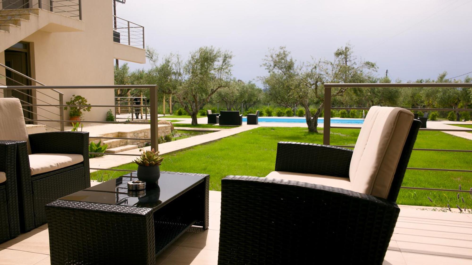 Three Charites Resort Gialova Buitenkant foto