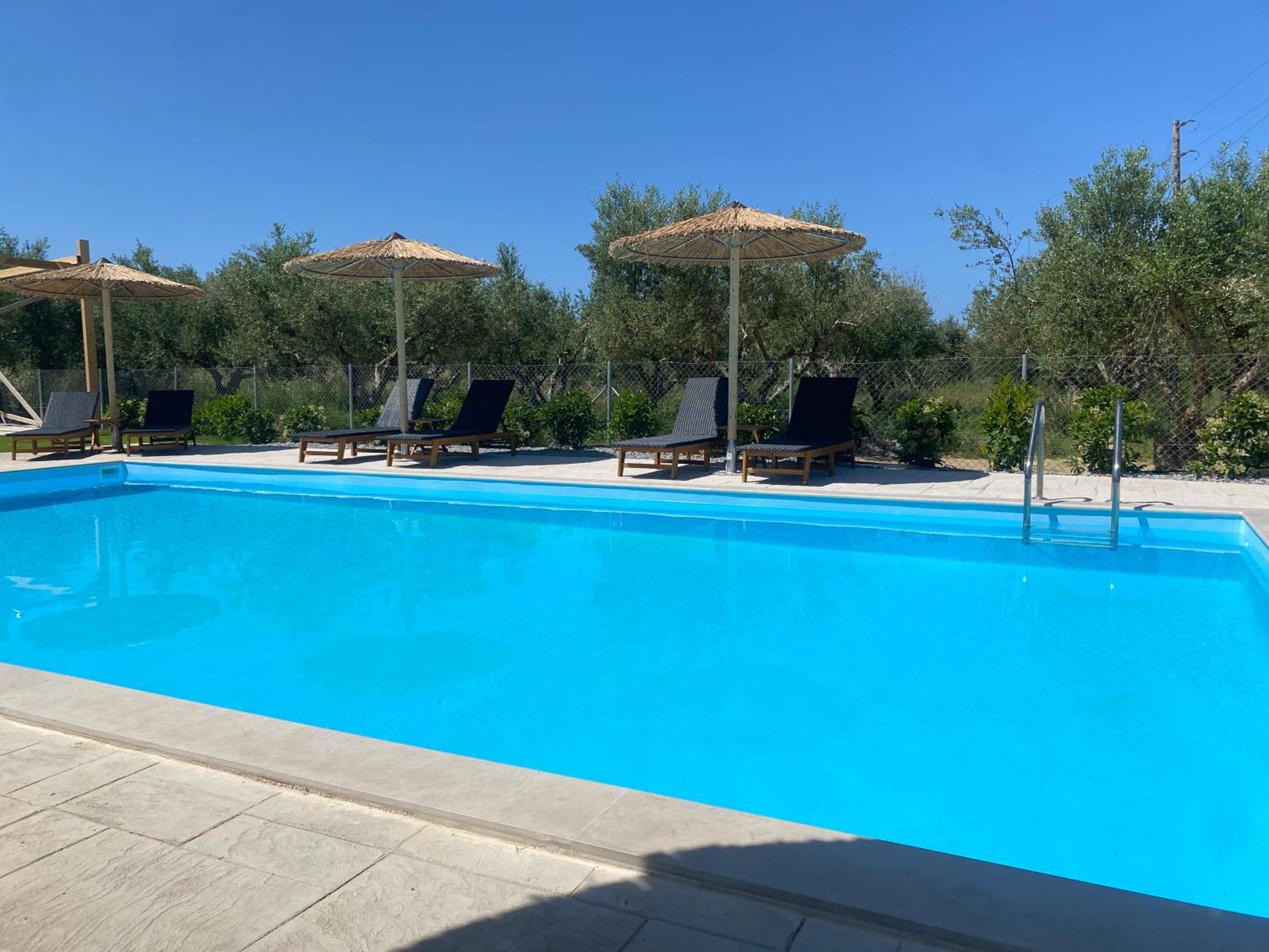 Three Charites Resort Gialova Buitenkant foto