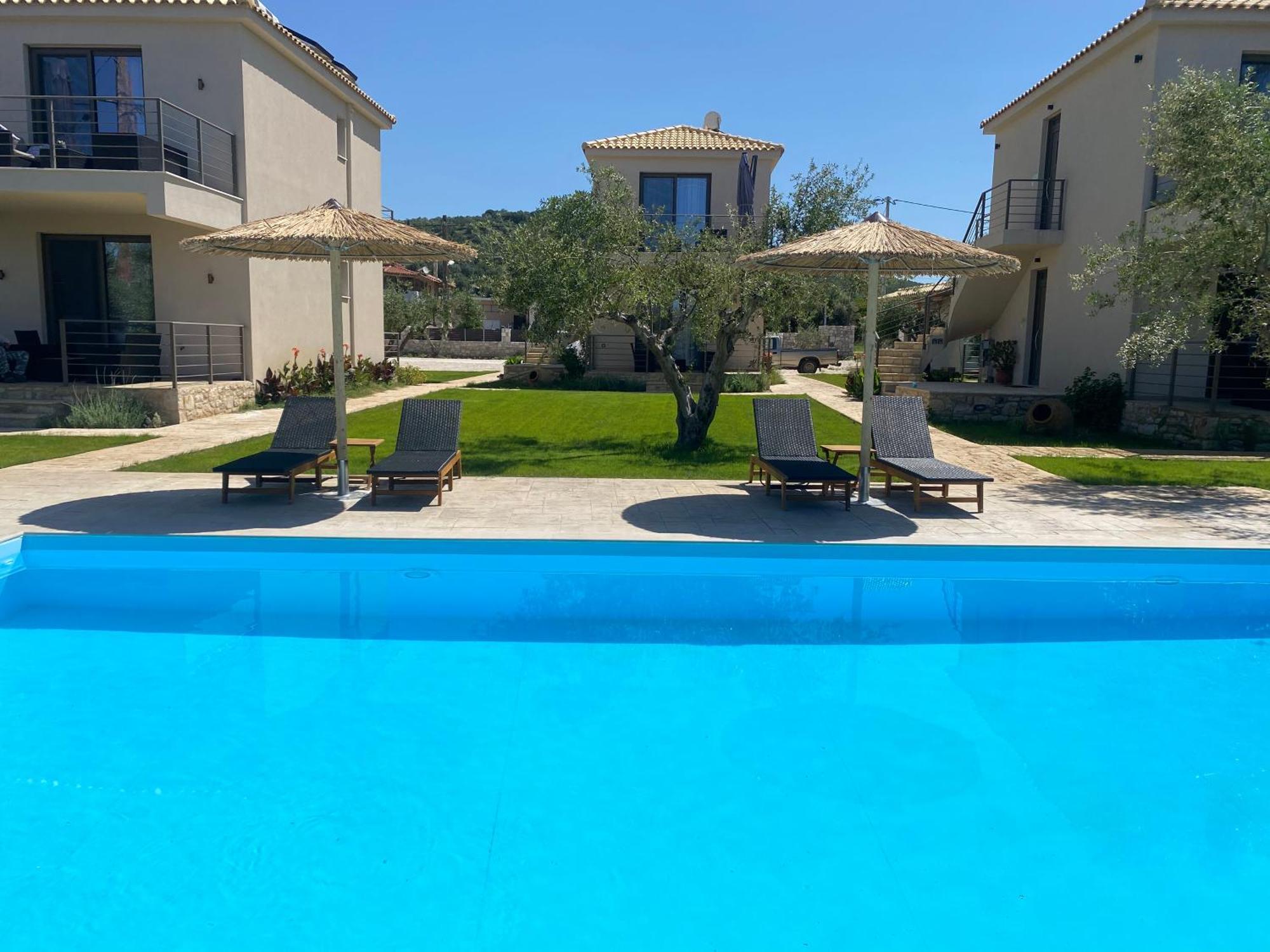 Three Charites Resort Gialova Buitenkant foto